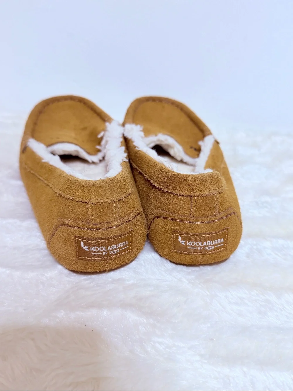 Koolaburra Chestnut Suede Moccasin Slippers with Cream Shearling size 1 youth